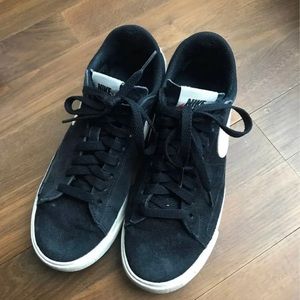 Nike shoes for women